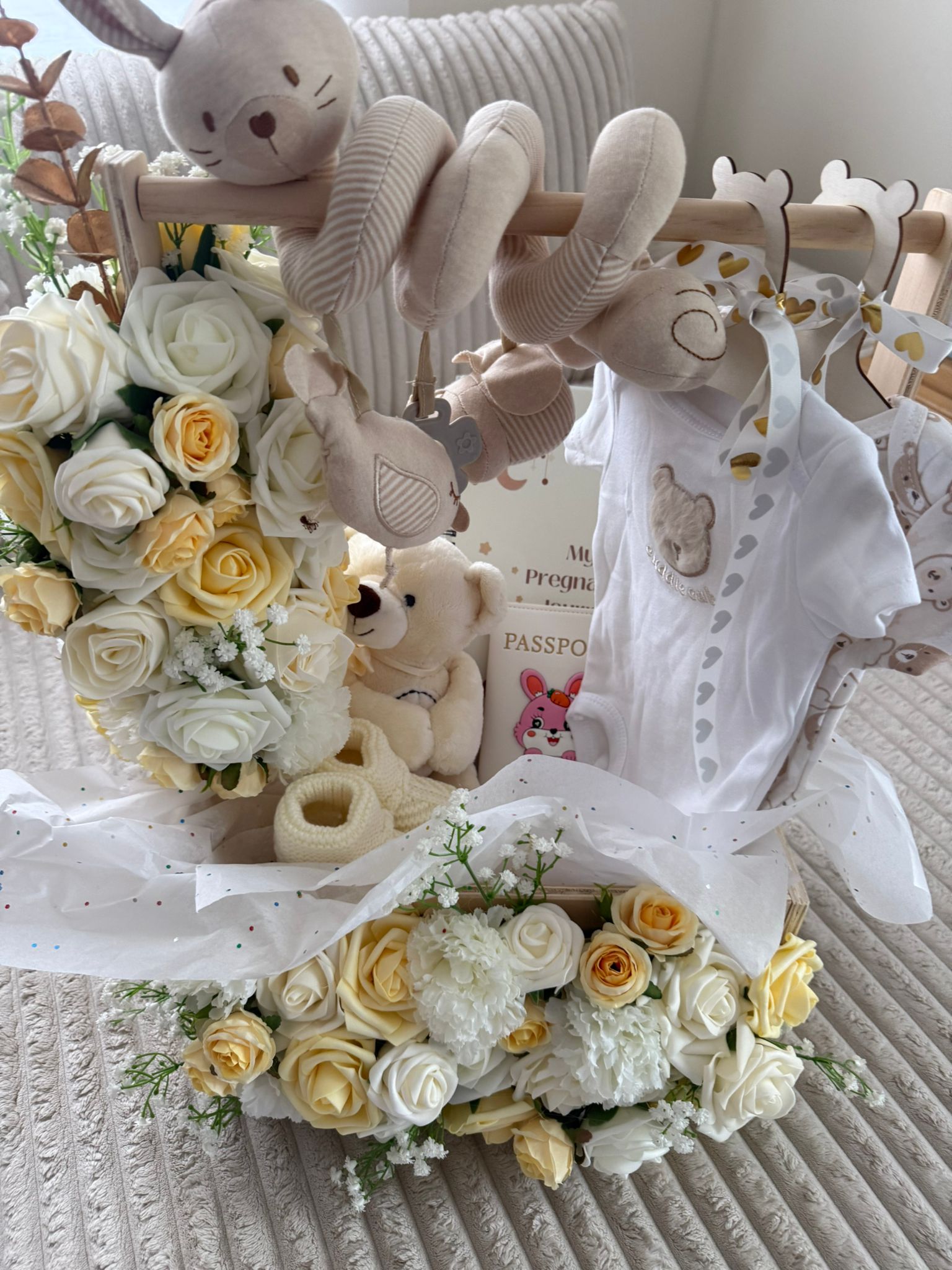 Luxury Neutral Baby Gift Basket