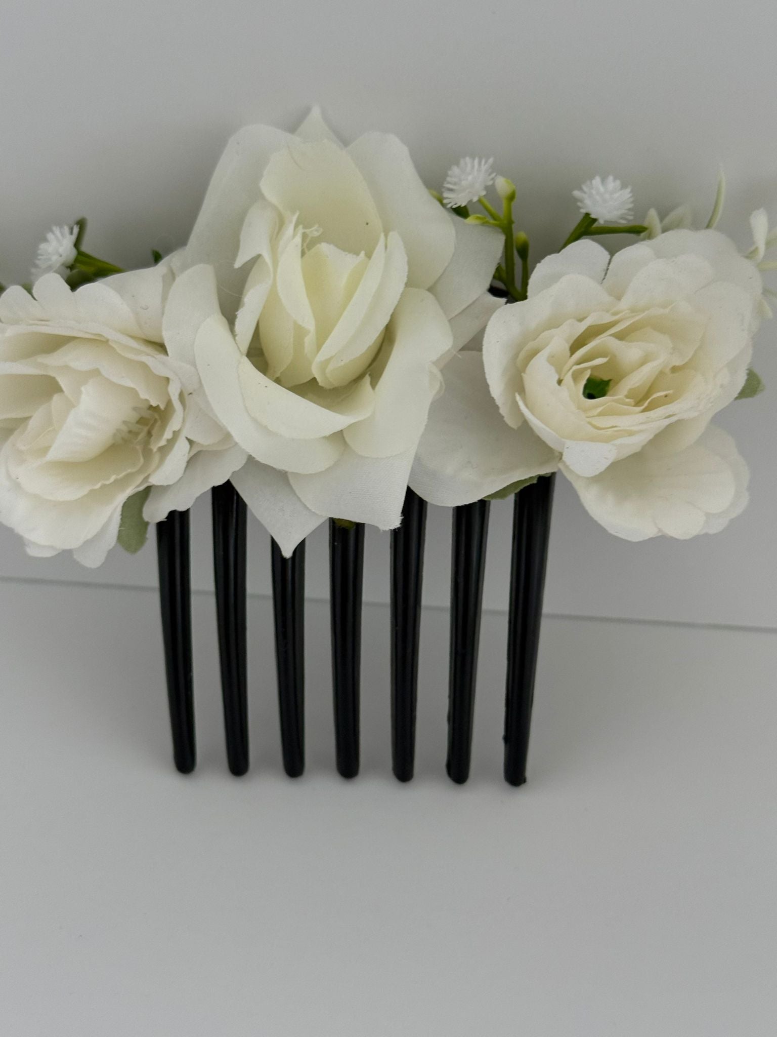 Elegant White Rose Floral Hair Comb