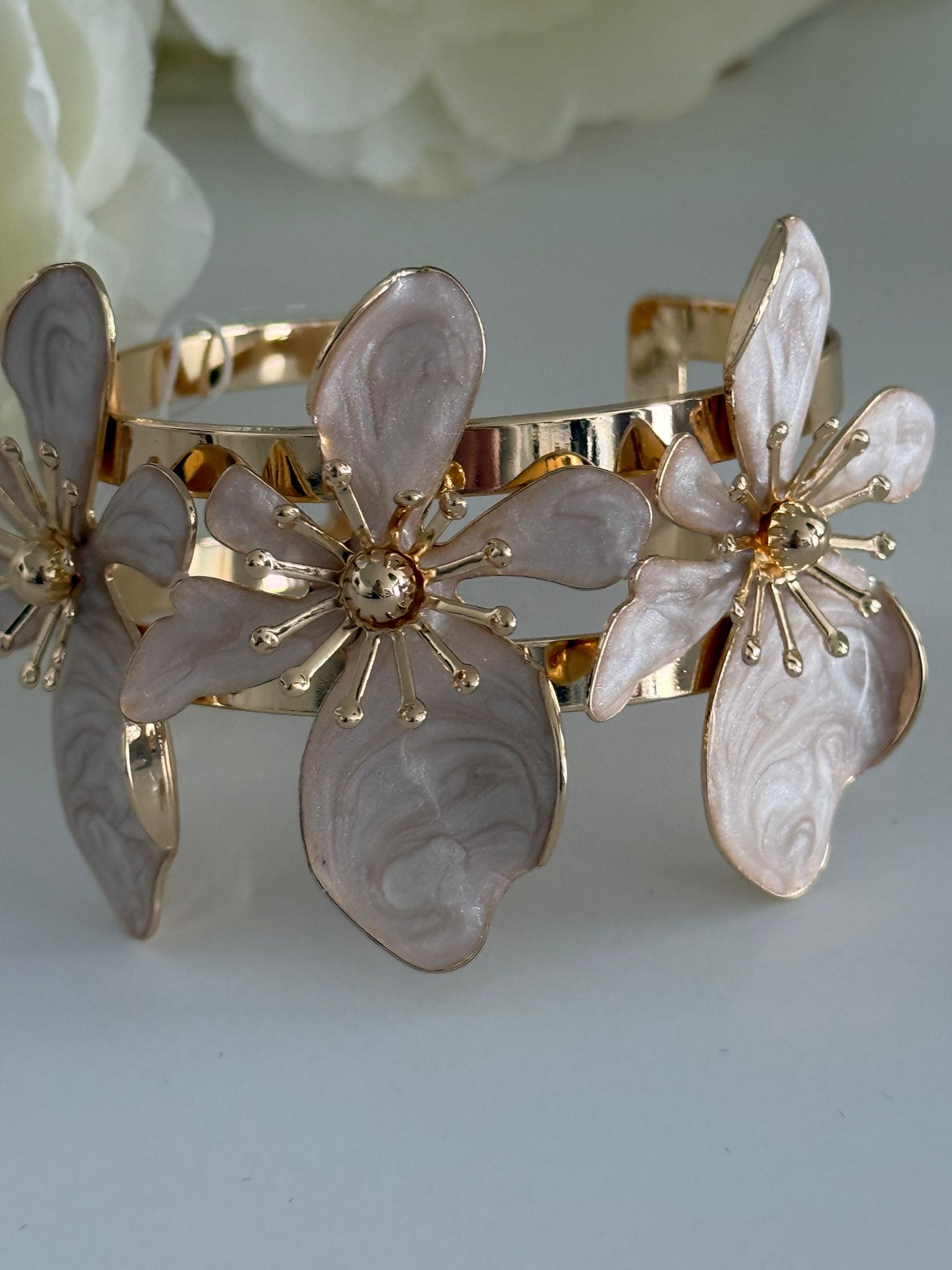Elegant Gold-Tone White Floral Cuff Bracelet