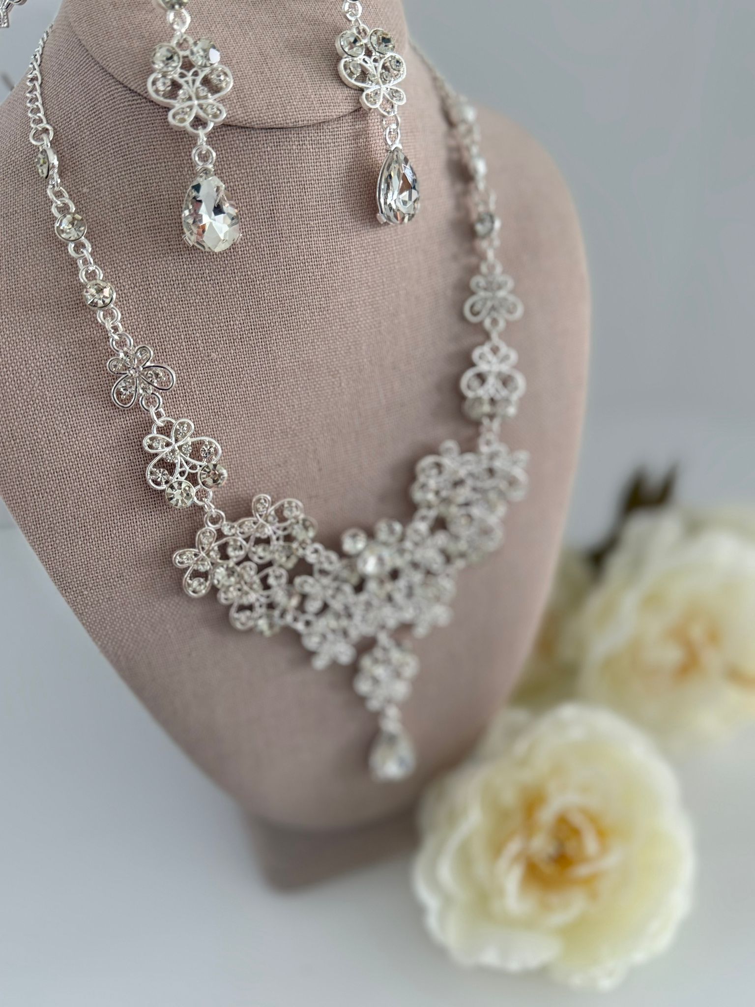 Luxury Crystal Bridal Jewelry Set with Tiara, Necklace & Earrings