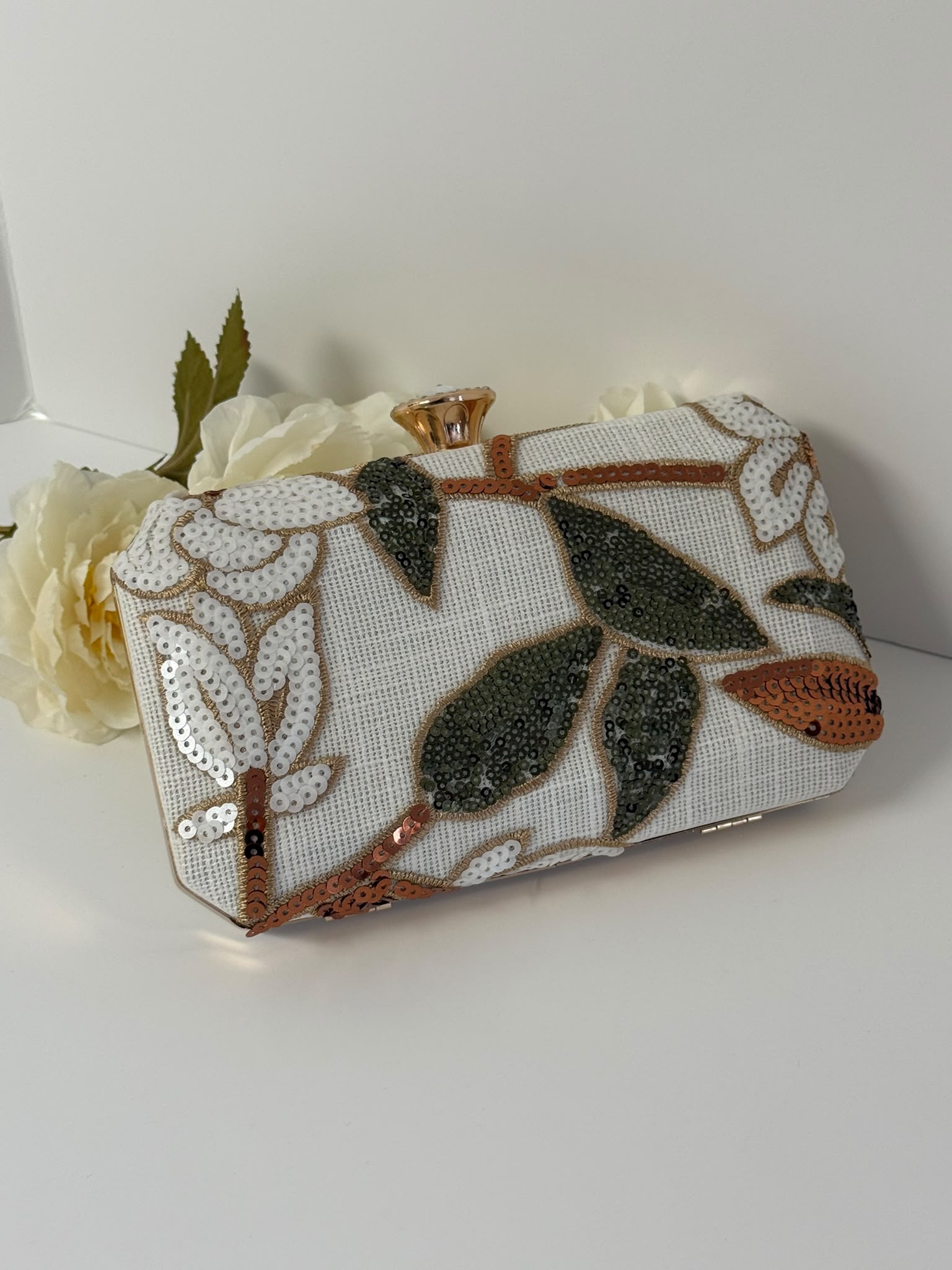 Elegant Floral Sequin Box Clutch