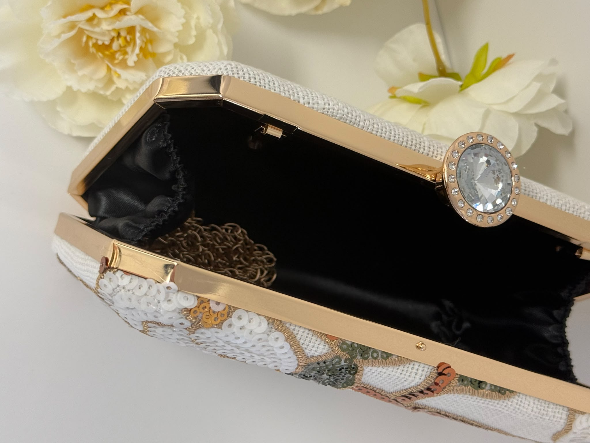 Elegant Floral Sequin Box Clutch