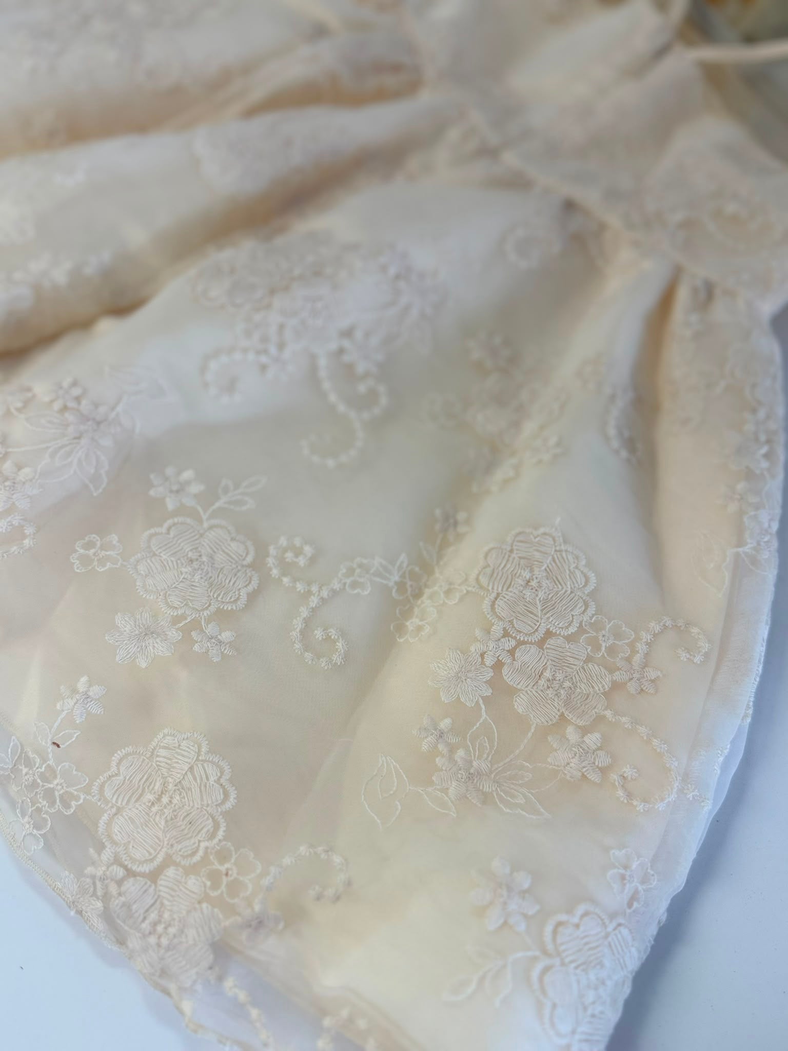 Elegant Ivory Flower Girl Dress for 4-Year-Old Girls