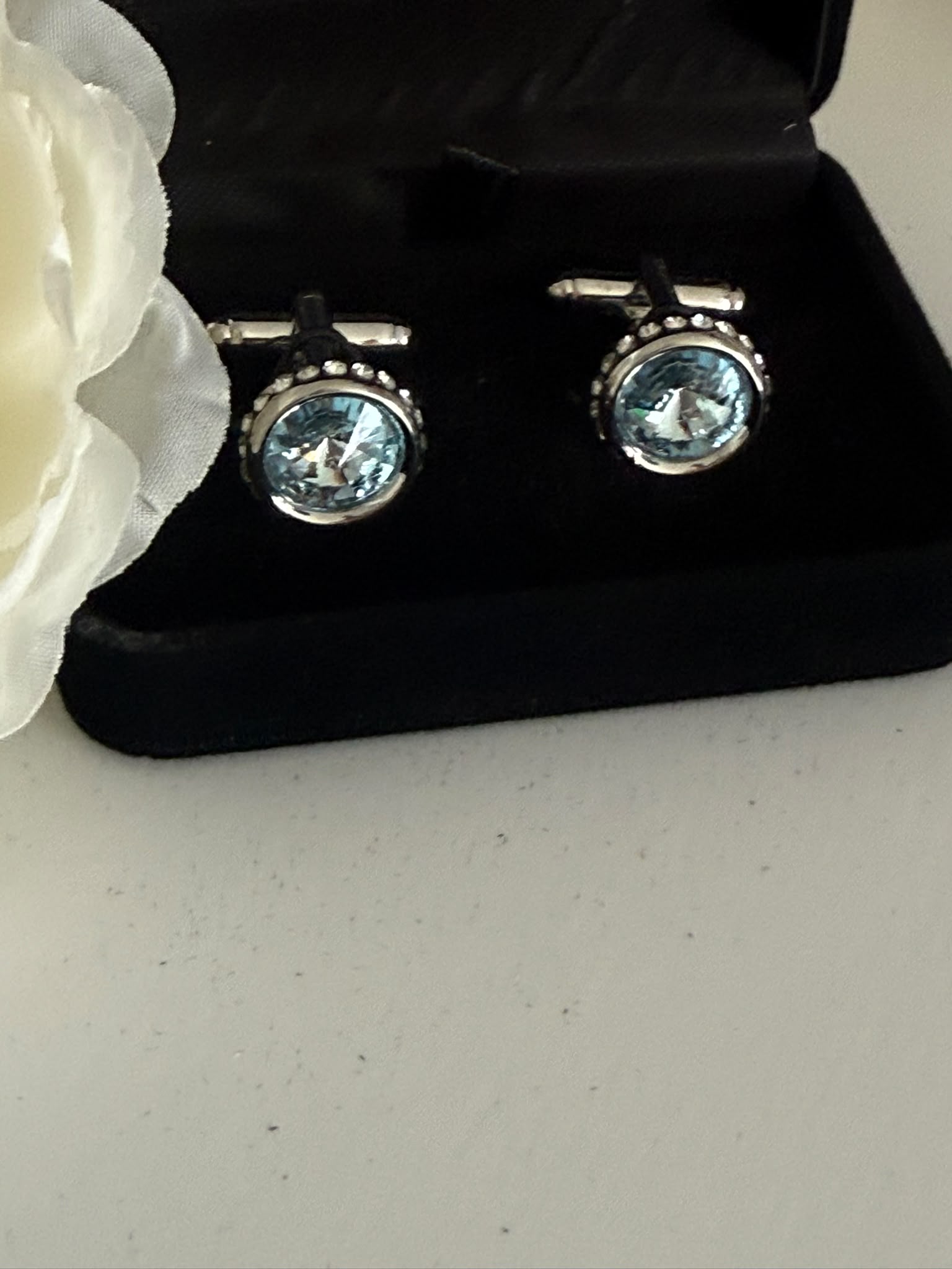Luxury Silver Blue Crystal Cufflinks for Men