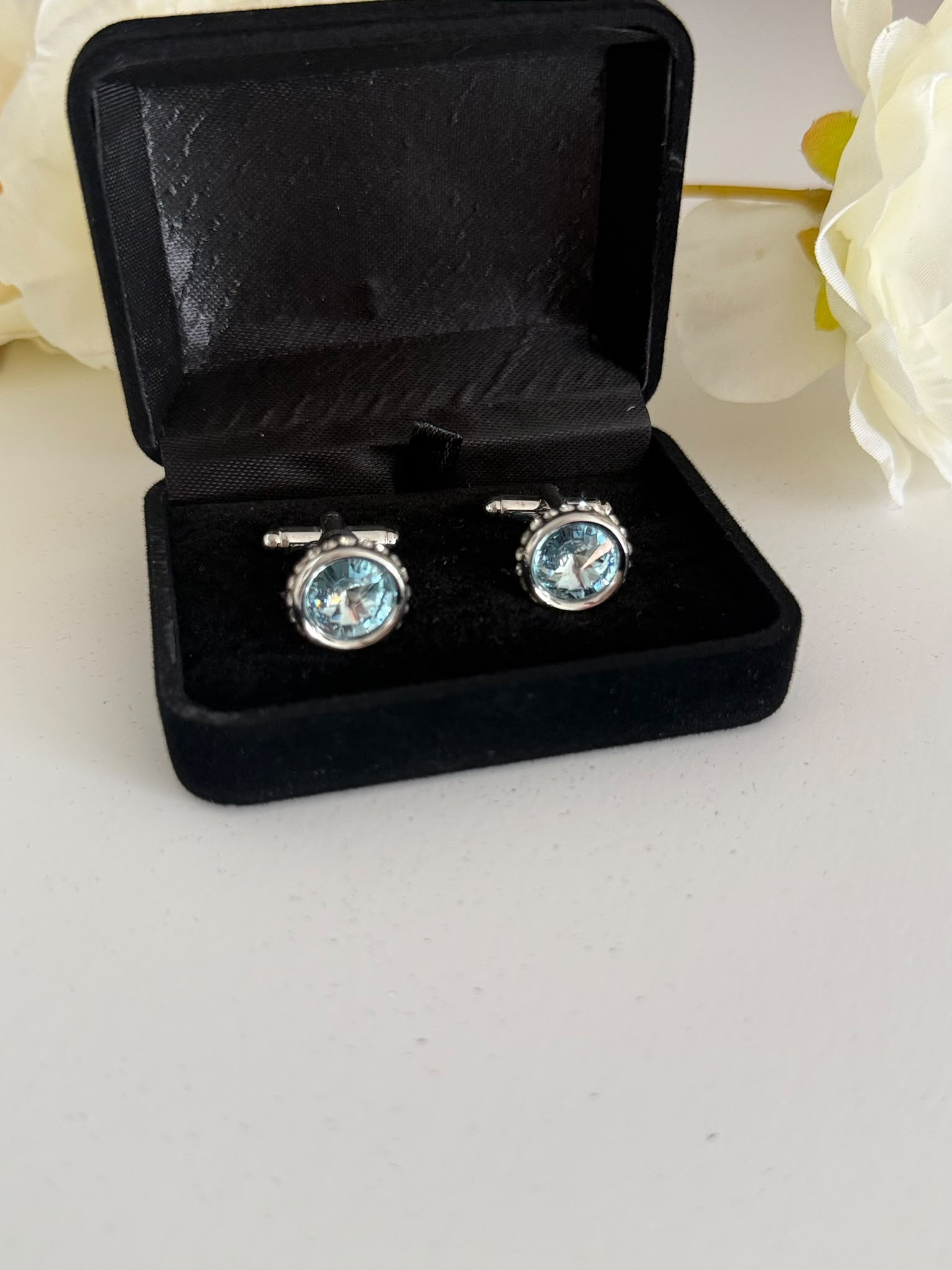 Luxury Silver Blue Crystal Cufflinks for Men