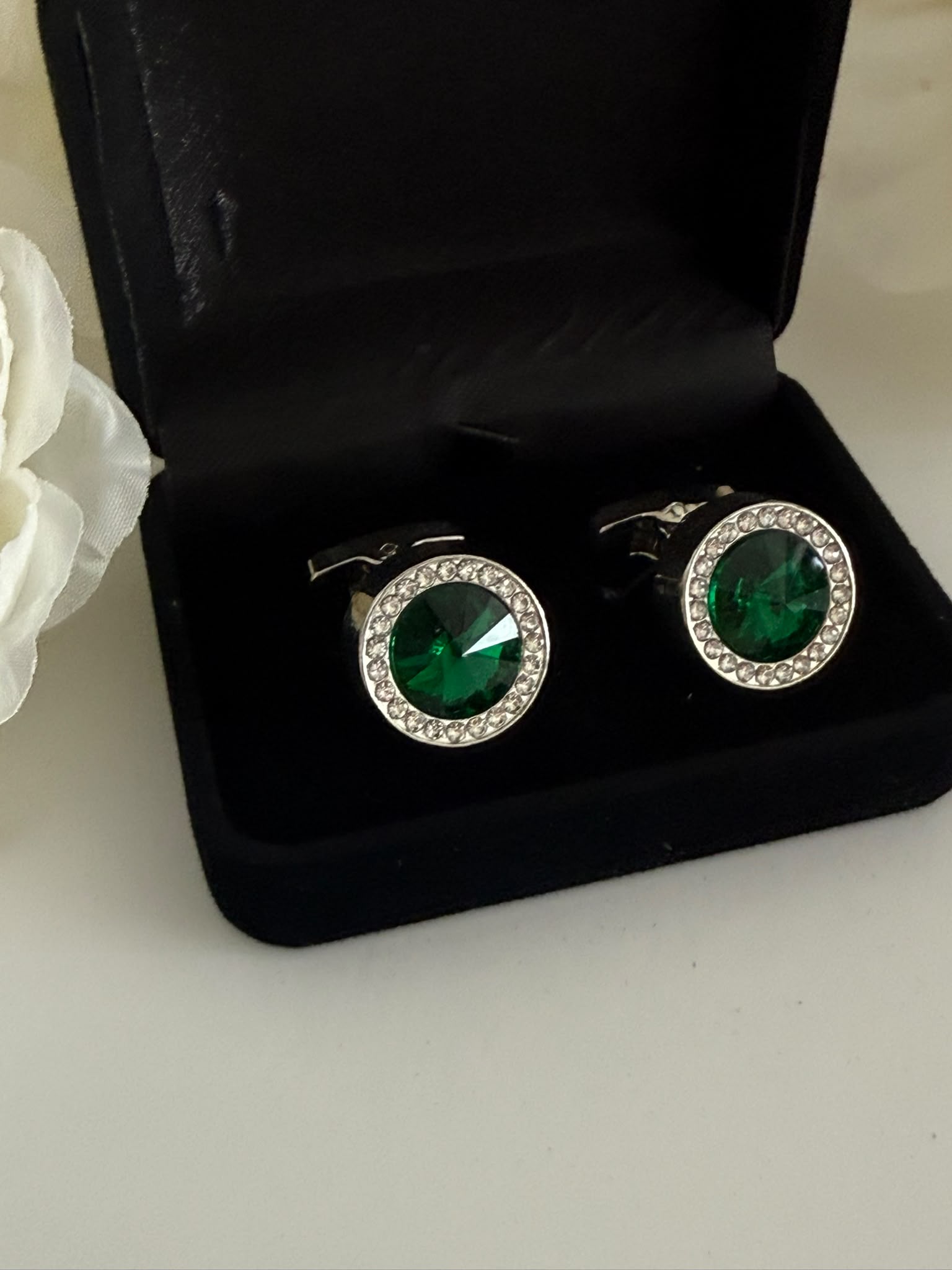 Luxury Silver Emerald Green Crystal Cufflinks