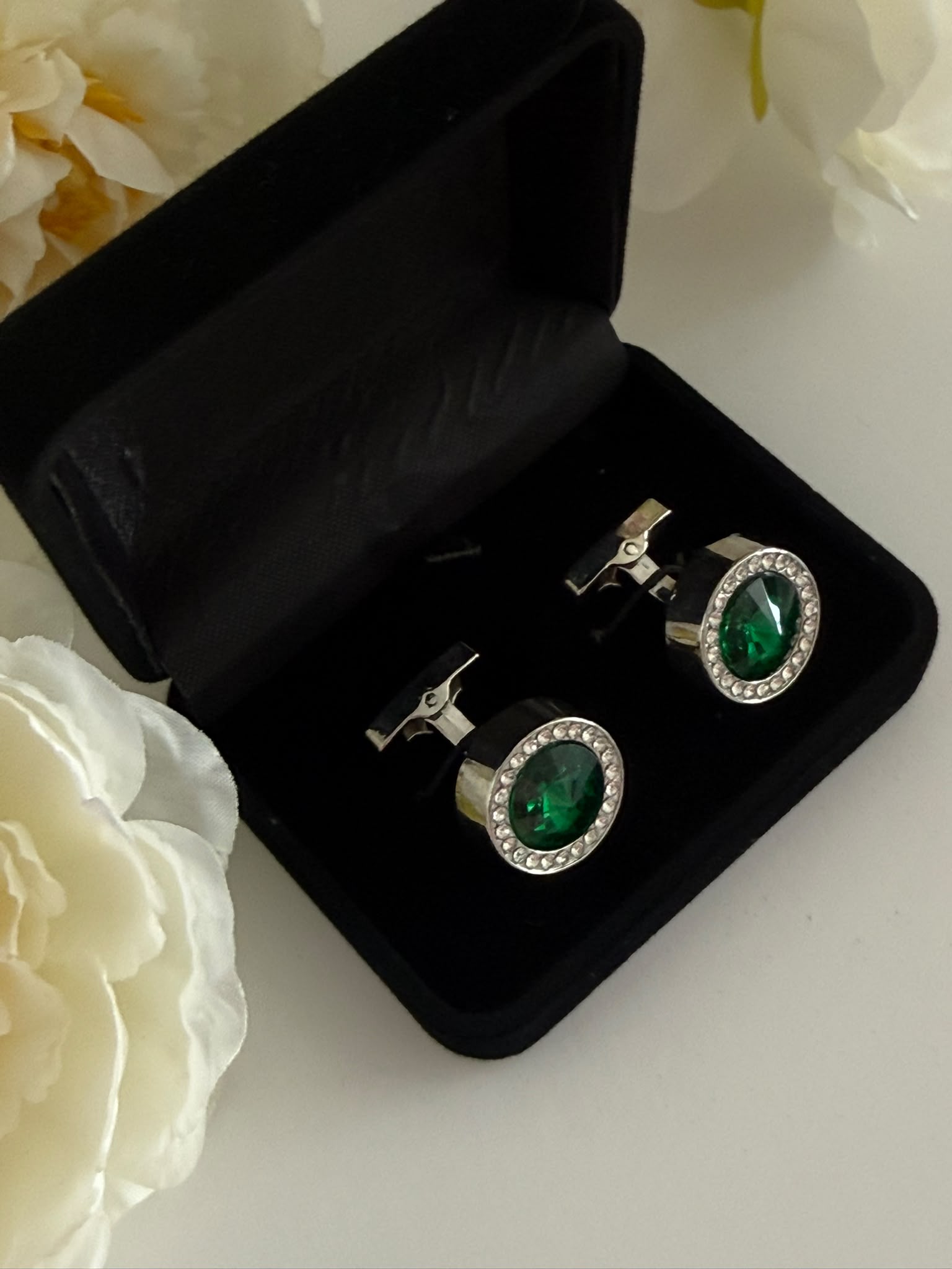 Luxury Silver Emerald Green Crystal Cufflinks