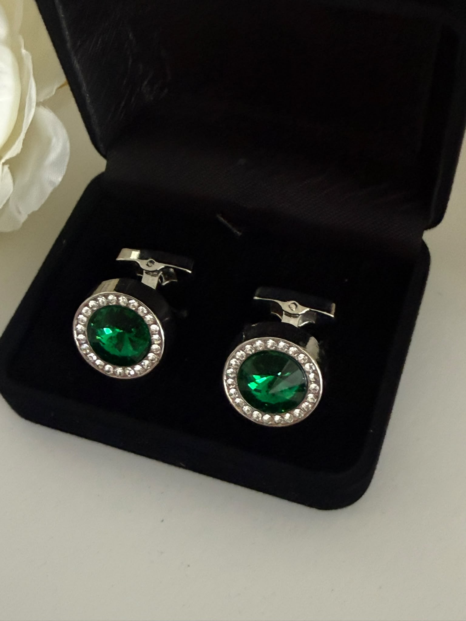 Luxury Silver Emerald Green Crystal Cufflinks