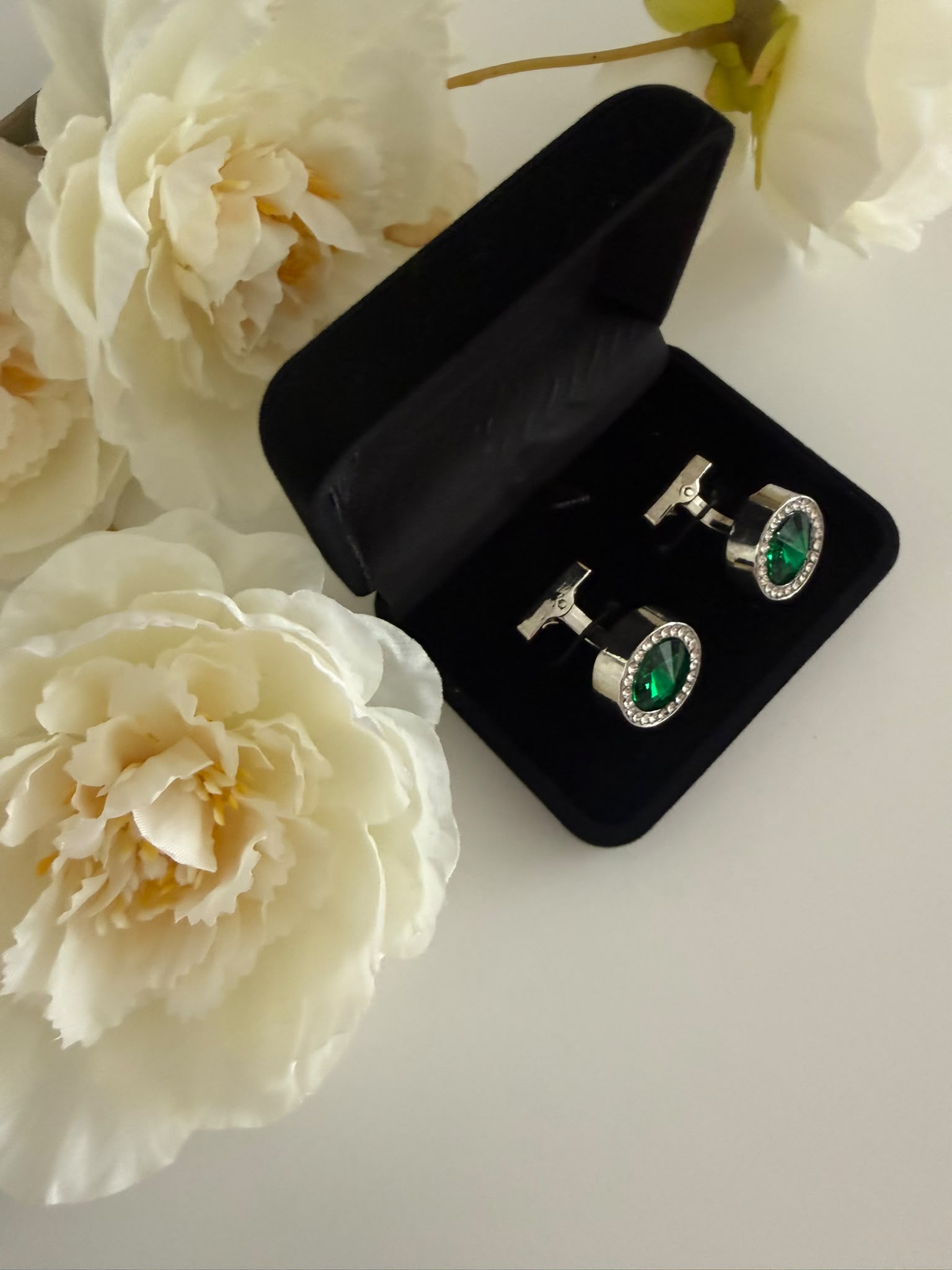 Luxury Silver Emerald Green Crystal Cufflinks