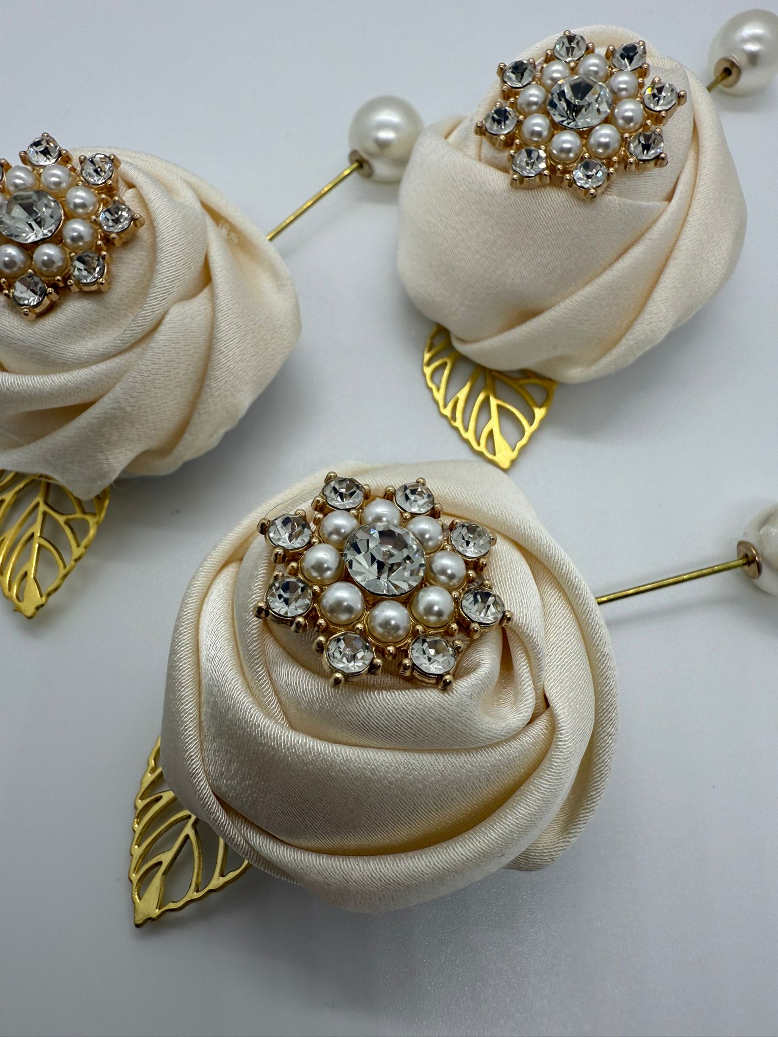 Ivory Pearl & Crystal Rose Pin Lapel