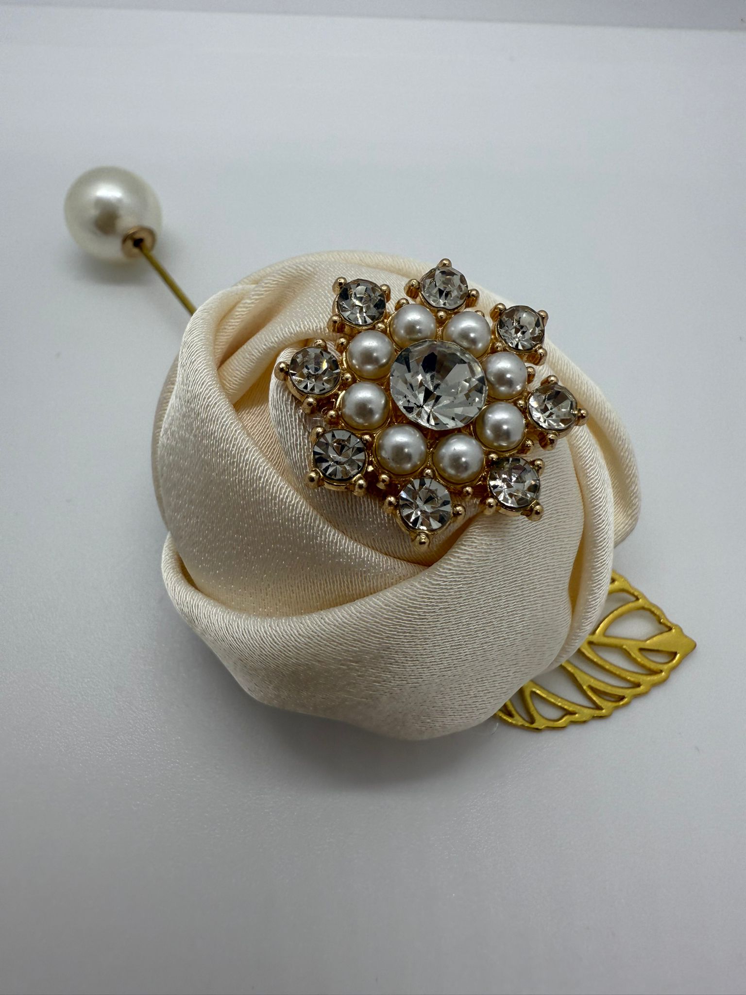 Ivory Pearl & Crystal Rose Pin Lapel