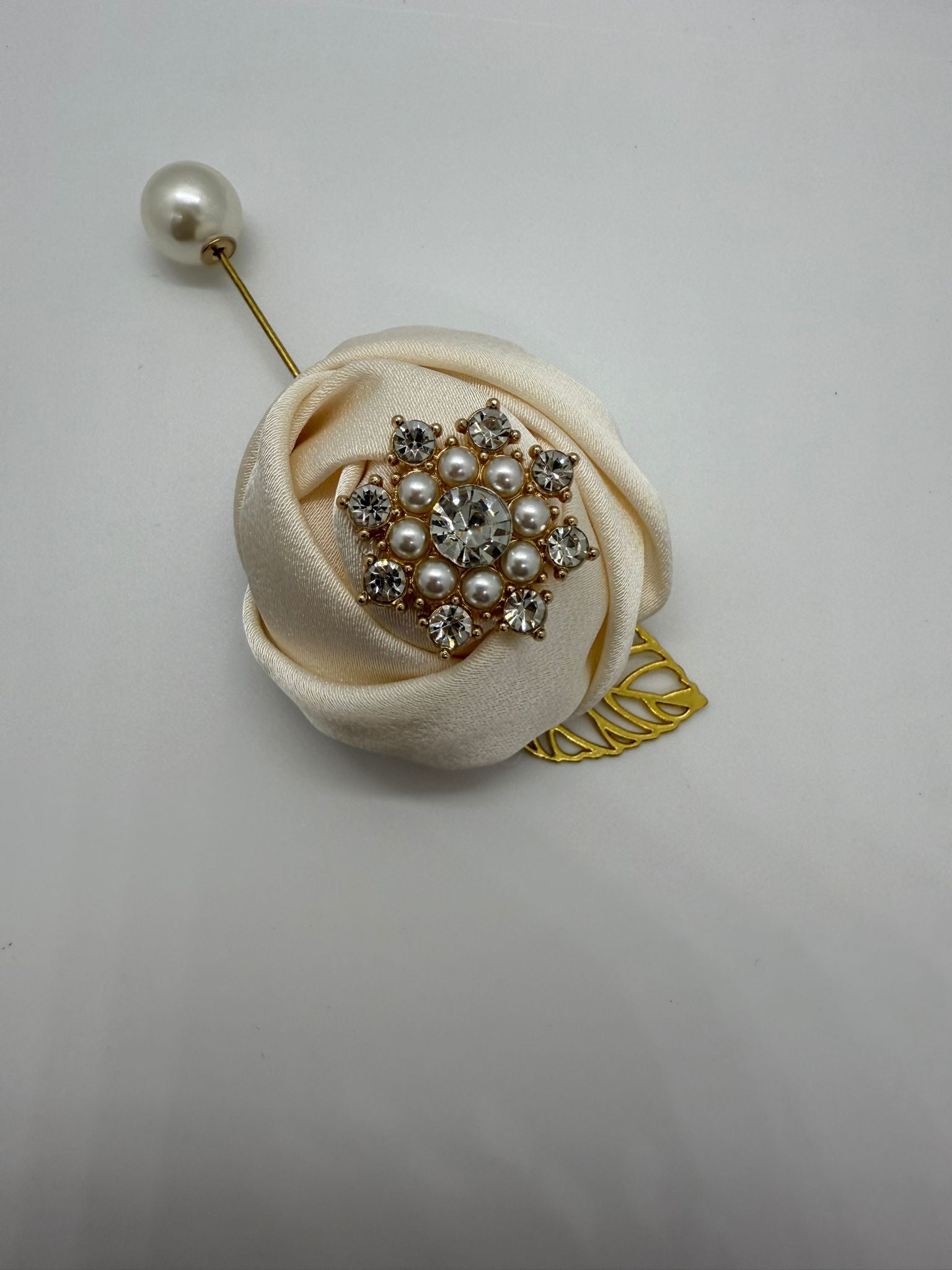 Ivory Pearl & Crystal Rose Pin Lapel